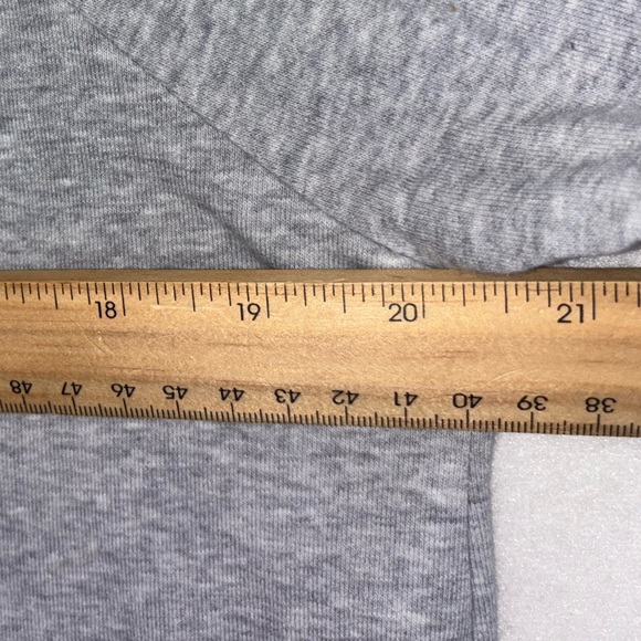 LOFT Ann Taylor Grey Sweater Top Sweatshirt‎ Jewel Pearl Sparkle Crew Neck Large - Picture 11 of 12